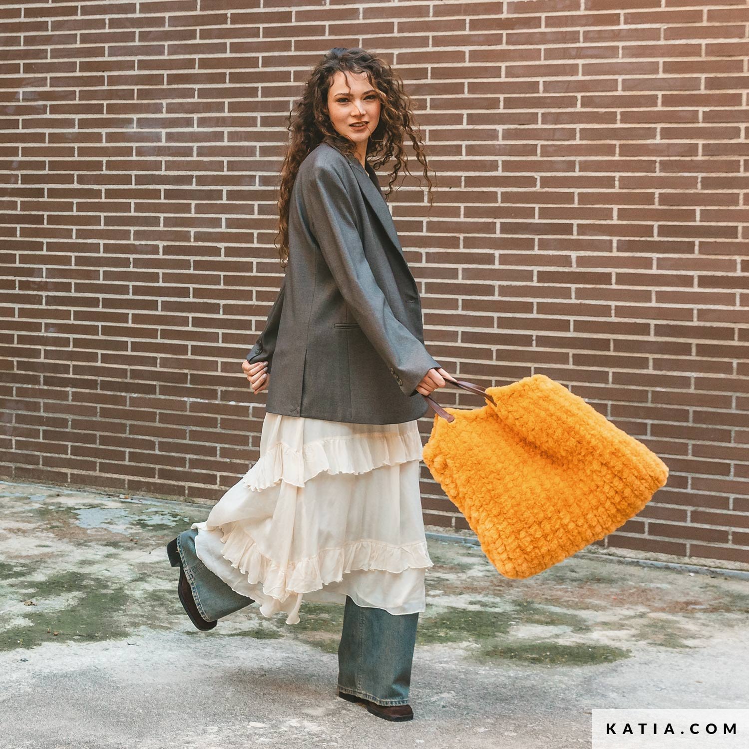 Katia | Magazine | Furry knit edition 1 - Afbeelding 4