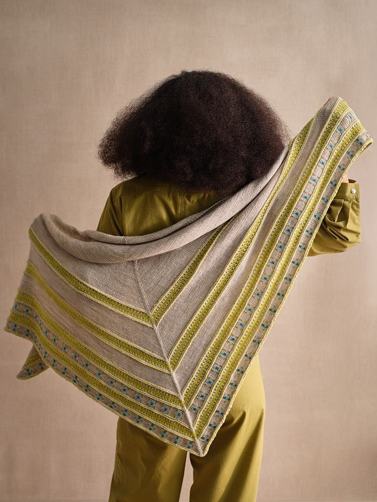 LAINE | Boek | Beaded Colourwork: A Modern Approach to Knitting with Beads - English - Afbeelding 3
